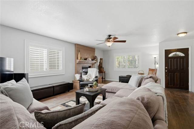 Detail Gallery Image 9 of 44 For 29860 Steel Head Dr, Canyon Lake,  CA 92587 - 3 Beds | 2 Baths