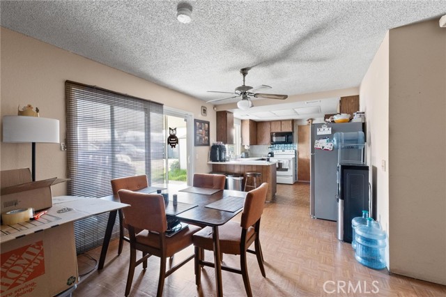 Detail Gallery Image 7 of 32 For 4496 Shetland Ln, Jurupa Valley,  CA 92509 - 3 Beds | 2 Baths