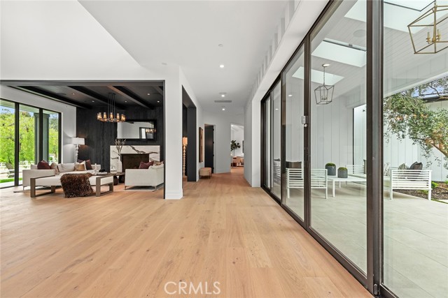 Detail Gallery Image 5 of 44 For 5373 Jed Smith Rd, Hidden Hills,  CA 91302 - 7 Beds | 8/2 Baths