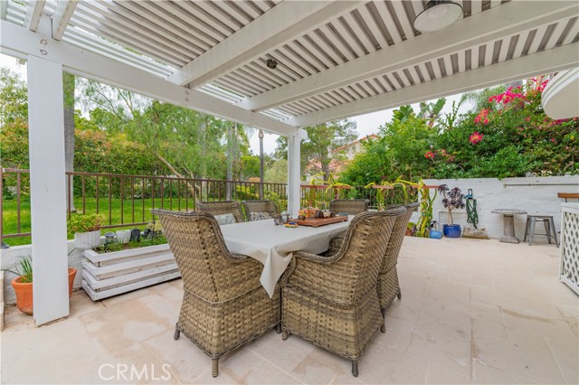 10 La Quinta, Irvine CA: https://media.crmls.org/medias/246d2a7f-1cef-47d2-b53a-c4d81fb747a2.jpg