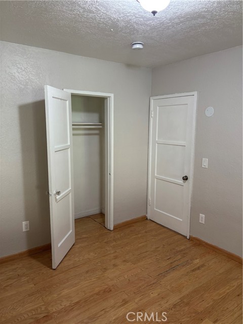 Detail Gallery Image 12 of 18 For 7880 N Claybeck Ave, Sun Valley,  CA 91352 - 2 Beds | 1 Baths