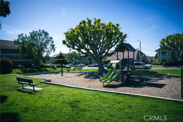 54 Oval Road, Irvine CA: https://media.crmls.org/medias/246e63cd-2057-45be-a16b-8f1c3713984d.jpg