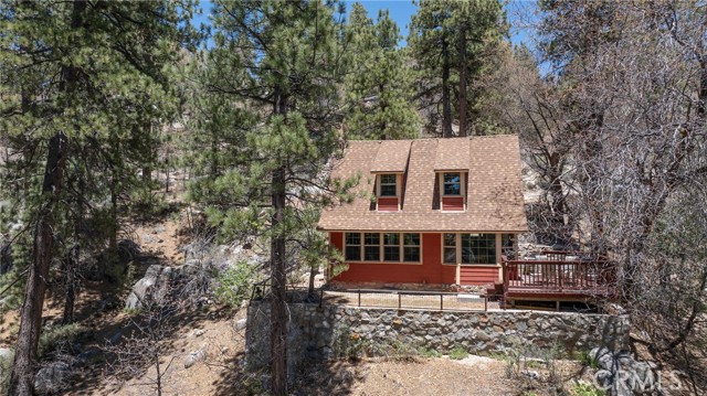 352 Big Bear Trail, Fawnskin CA: https://media.crmls.org/medias/246e6dd6-1728-467a-8d0c-060fd336d095.jpg