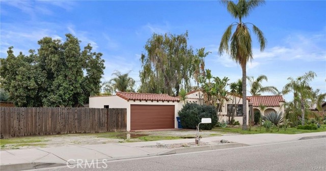 25839 Misson Rd, Loma Linda CA: https://media.crmls.org/medias/246e8d87-d29d-4346-9ebc-95309f259a77.jpg