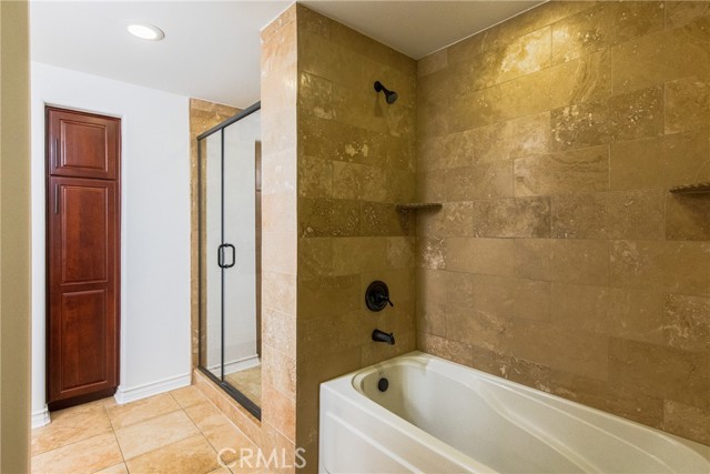 Detail Gallery Image 22 of 26 For 432 S Willaman Dr #104,  Los Angeles,  CA 90048 - 2 Beds | 2 Baths