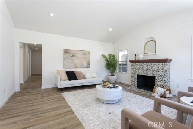 Detail Gallery Image 9 of 43 For 1116 W 80th St, Los Angeles,  CA 90044 - 3 Beds | 2 Baths