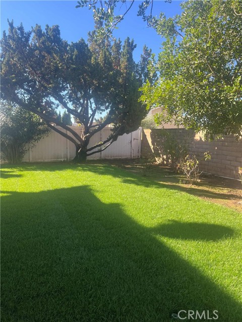 Detail Gallery Image 9 of 9 For 913 Bristol Rd, San Dimas,  CA 91773 - 4 Beds | 3 Baths