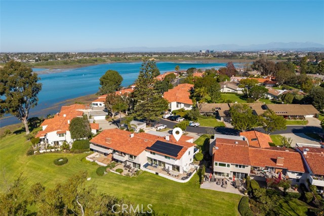 Detail Gallery Image 26 of 27 For 2111 Vista Entrada, Newport Beach,  CA 92660 - 3 Beds | 2/1 Baths