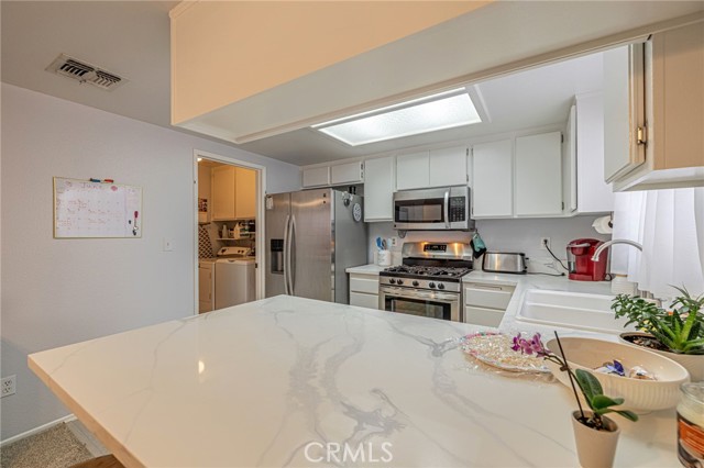 43840 Bobby Jones Drive, Lancaster CA: https://media.crmls.org/medias/247232d0-ce5e-44df-a4a0-1db02160a32e.jpg