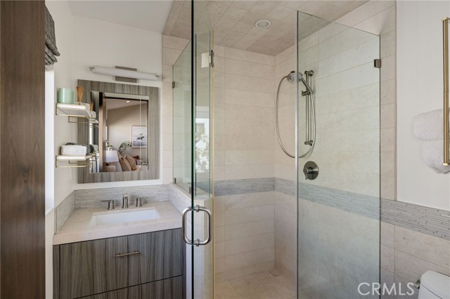 1626 1st Street, Manhattan Beach, California 90266, 5 Bedrooms Bedrooms, 0 ,6 BathroomsBathrooms,Residential,For Sale,1st,0,SB26133853