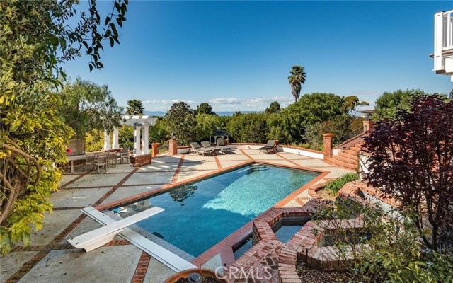 Detail Gallery Image 38 of 54 For 1409 via Arco, Palos Verdes Estates,  CA 90274 - 7 Beds | 5/2 Baths