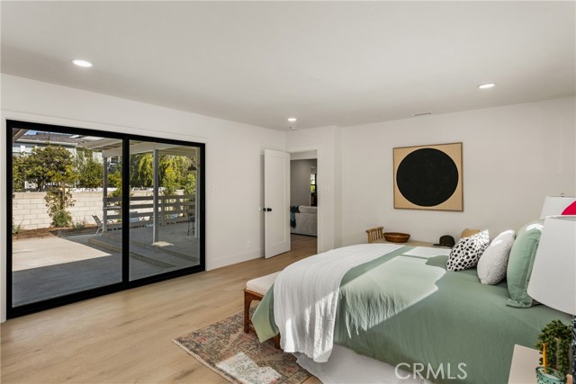 Image 34 of 69 For 1949 Chatwin Avenue