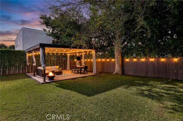 543 N Gardner Street, Los Angeles CA: https://media.crmls.org/medias/247550a5-bf8a-48bb-96aa-603b2fc2a9cc.jpg