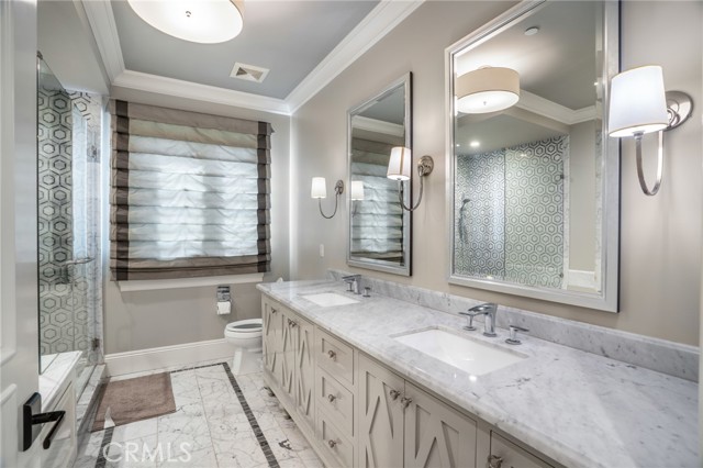 Detail Gallery Image 19 of 36 For 501 W Woodruff Ave, Arcadia,  CA 91007 - 5 Beds | 5/1 Baths