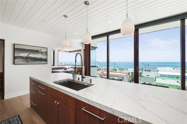 kitchen view of ocean