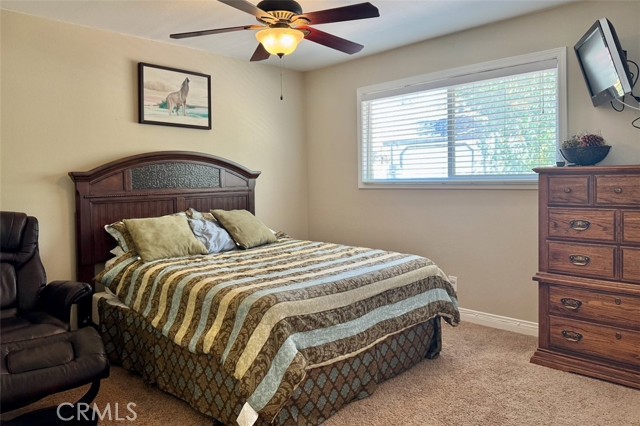 Detail Gallery Image 17 of 27 For 1395 Flintridge, Big Bear City,  CA 92314 - 3 Beds | 2 Baths