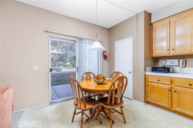 Detail Gallery Image 9 of 42 For 37974 Orange Blossom Ln, Murrieta,  CA 92563 - 4 Beds | 2/1 Baths