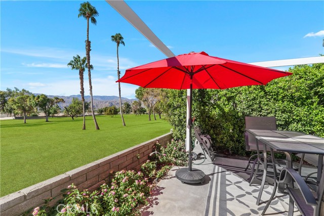 Detail Gallery Image 8 of 46 For 73450 352 Country Club Dr #352,  Palm Desert,  CA 92260 - 2 Beds | 2 Baths