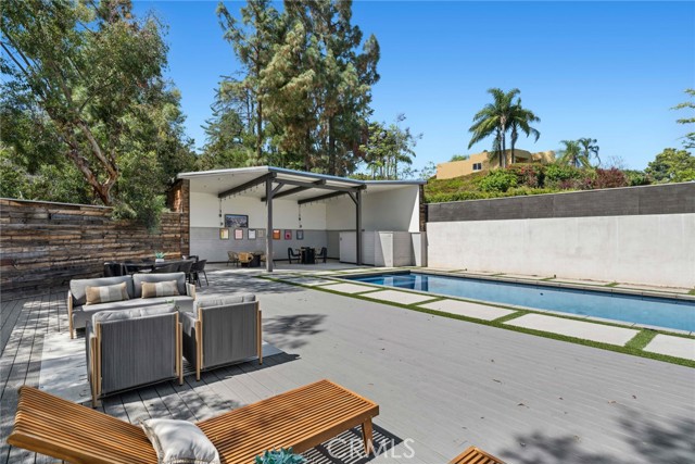 10255 Overhill Drive, Santa Ana CA: https://media.crmls.org/medias/247a19b6-144b-4c9d-8ab8-d0e1a8754b72.jpg
