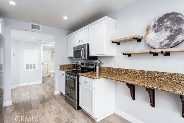 72 Corniche Drive, Dana Point CA: https://media.crmls.org/medias/247a2b44-32e5-442d-ac21-b8a4e712e801.jpg