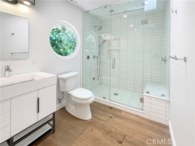 2252 Verde Oak Drive, Los Angeles CA: https://media.crmls.org/medias/247ac7f4-9b4f-4dc4-a0f0-b5f9cb1a5a76.jpg