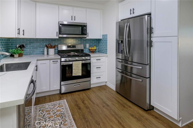 Detail Gallery Image 10 of 35 For 1546 Tilson Cir, Corona,  CA 92882 - 3 Beds | 2 Baths