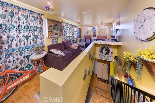 10165 Sully Drive, Sun Valley CA: https://media.crmls.org/medias/247ae3c6-fed5-4074-a735-b9fc6fbba226.jpg