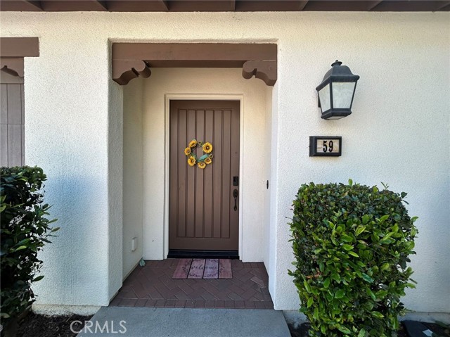 Detail Gallery Image 2 of 32 For 59 Coleridge, Irvine,  CA 92620 - 3 Beds | 2/1 Baths