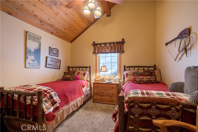Detail Gallery Image 17 of 50 For 42028 Sky View, Big Bear Lake,  CA 92315 - 7 Beds | 5/1 Baths