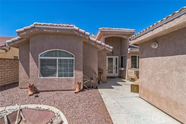 Detail Gallery Image 6 of 30 For 15248 Wildflower Ln, Helendale,  CA 92342 - 3 Beds | 2 Baths