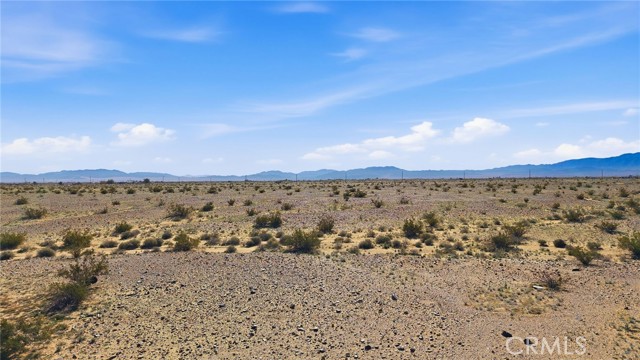 Detail Gallery Image 8 of 35 For 2327 Palm, Twentynine Palms,  CA 90007 - – Beds | – Baths