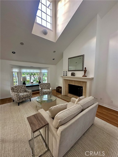 Detail Gallery Image 4 of 27 For 232 Jasmine, Corona Del Mar,  CA 92625 - 3 Beds | 3 Baths