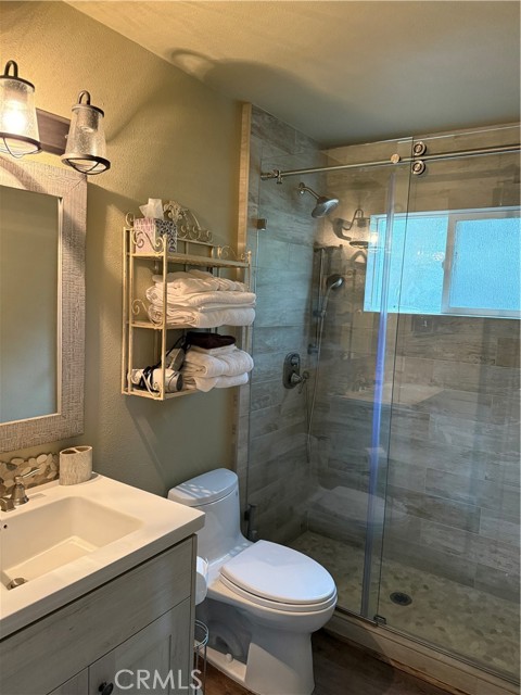 Detail Gallery Image 7 of 7 For 27334 Pinewood Dr, Lake Arrowhead,  CA 92352 - 3 Beds | 2 Baths