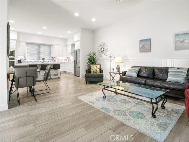 Detail Gallery Image 33 of 54 For 985 Doheny Way, Dana Point,  CA 92629 - 2 Beds | 2/1 Baths