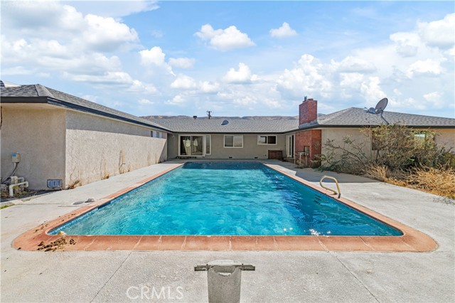 Detail Gallery Image 11 of 52 For 9838 Central Road, Apple Valley,  CA 92308 - 3 Beds | 3 Baths