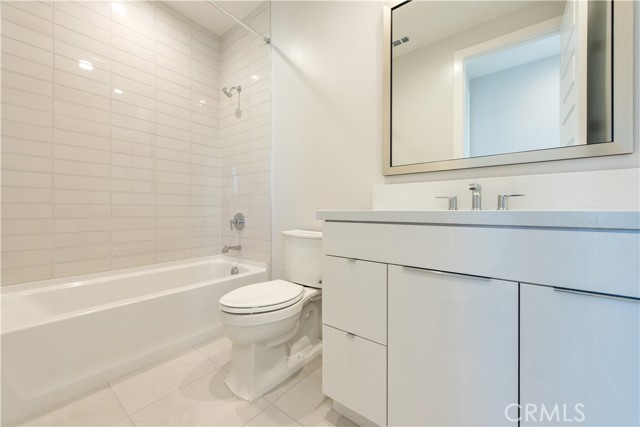 Detail Gallery Image 20 of 40 For 209 Mask, Irvine,  CA 92618 - 5 Beds | 5 Baths