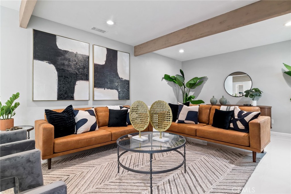 MLS #SR25265594 image #4