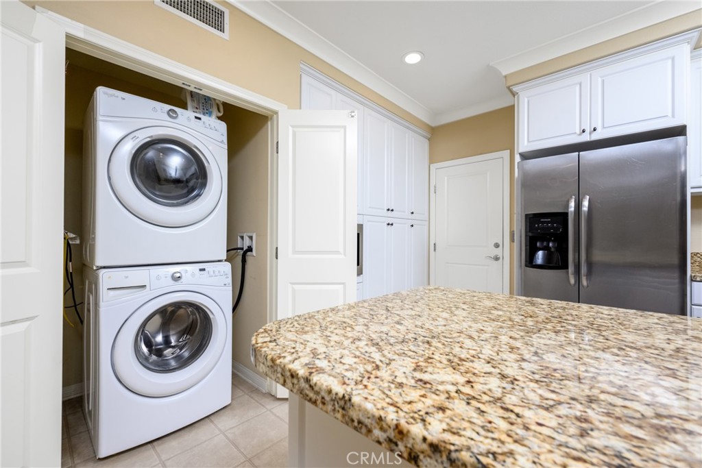 2481a83a Dafe 401c 9378 9d4d48b3532d