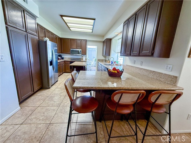 Detail Gallery Image 14 of 45 For 13251 Kirkwood, Victorville,  CA 92392 - 4 Beds | 3 Baths