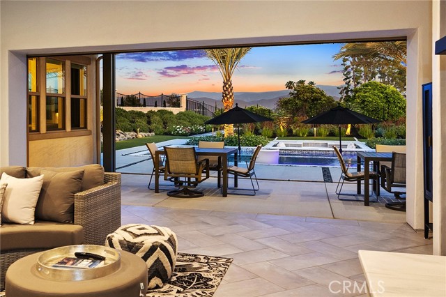 41783 Valencia Way, Temecula CA: https://media.crmls.org/medias/2483128d-d34a-41d2-ab67-a9df45b91314.jpg