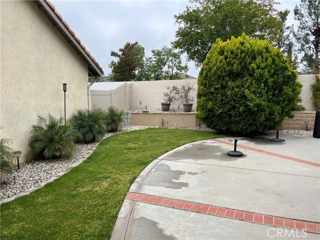 1321 Cypress Point Drive, Banning CA: https://media.crmls.org/medias/2483a451-a125-4cbf-8008-32eb9195ee7d.jpg