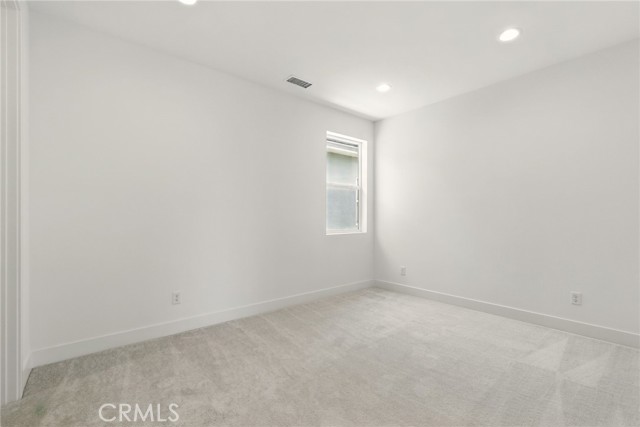 27546 Elderberry Drive, Valencia CA: https://media.crmls.org/medias/2483e8f1-ff62-4def-ae22-3e667e639876.jpg