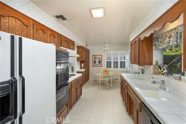 1234 S 5th Avenue, Arcadia CA: https://media.crmls.org/medias/24842a59-7372-43ed-8350-0f6dbb3fdd10.jpg