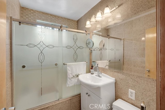 Detail Gallery Image 18 of 41 For 9504 Houghton Ave, Santa Fe Springs,  CA 90670 - 3 Beds | 1 Baths