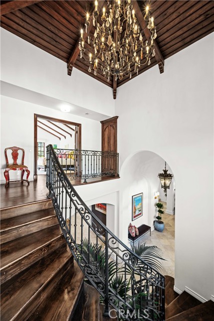 2347 E Valley Road, Montecito CA: https://media.crmls.org/medias/248466d0-012b-4db2-835e-f9b153563d29.jpg