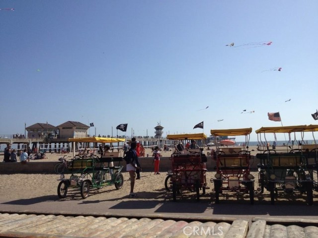 504 12th Street, Huntington Beach CA: https://media.crmls.org/medias/248476b8-3da3-480a-ac4f-a4dc551d6302.jpg