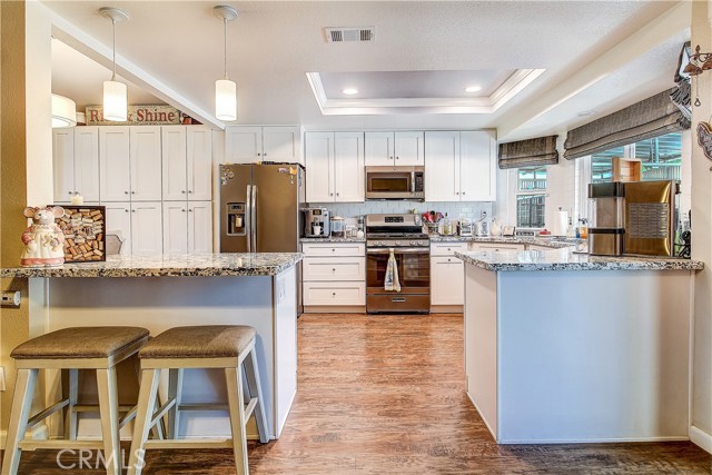 18687 Chickory Drive, Riverside CA: https://media.crmls.org/medias/2485050c-e1f4-436d-be25-fbb858464f00.jpg