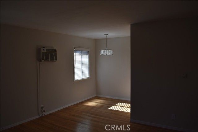 Detail Gallery Image 11 of 16 For 673 N Rosemary Ln, Burbank,  CA 91505 - 2 Beds | 1 Baths