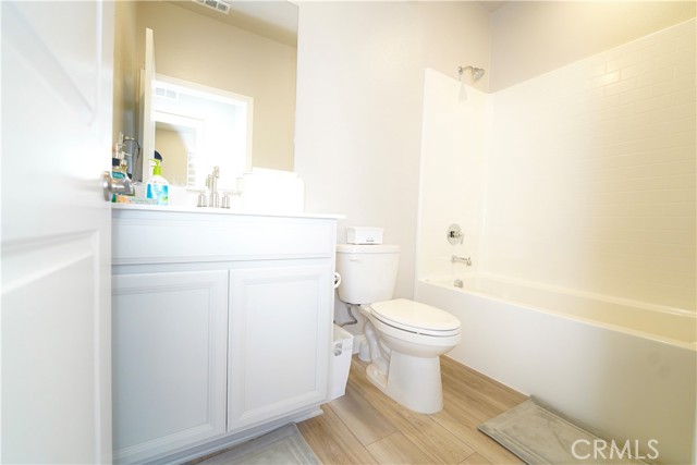 1448 W Sunrise Lane, San Pedro CA: https://media.crmls.org/medias/24857b47-88b1-4a9c-9bd3-68f621fa2e22.jpg