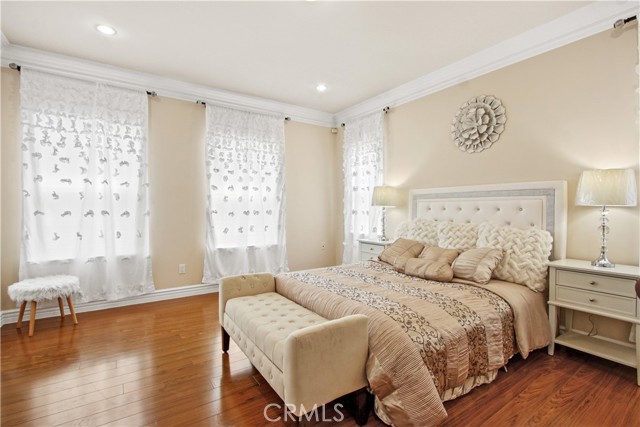 1117 Encanto Drive, Arcadia CA: https://media.crmls.org/medias/24867976-0aaf-4767-beb1-044890099b51.jpg